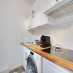 Cosy Studio For 2P - In The Heart Of The 11Th
