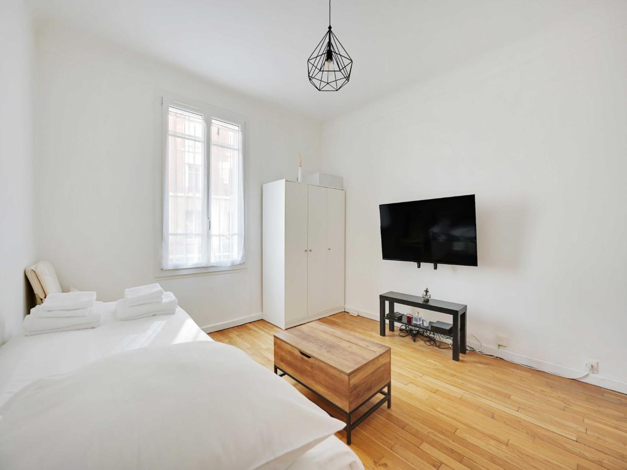 Cosy For 2p - In The Heart Of The 11th Apartment